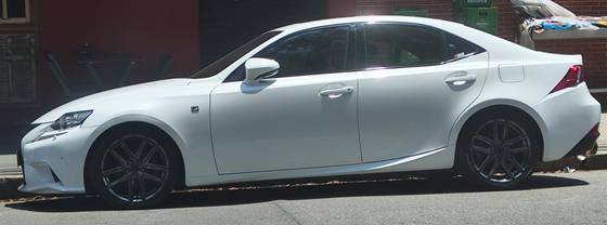 LEXUS IS250 F-SPORT 2.5 V6 24V GASOLINA 4P AUTOMÁTICO LEXUS IS250 F-SPORT 2.5 V6 24V GASOLINA 4P AUTOMÁTICO